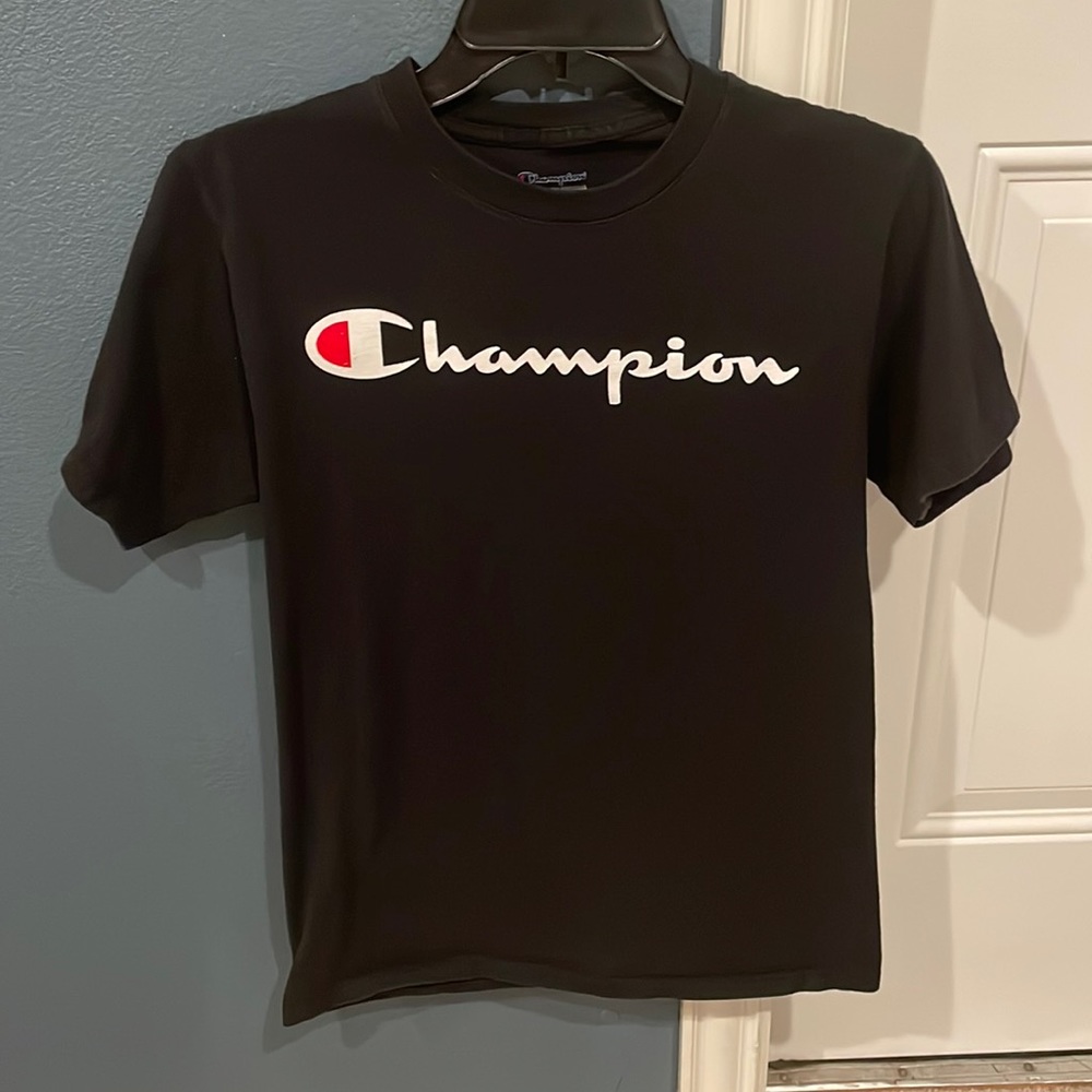 Size mens small black champion shirt
